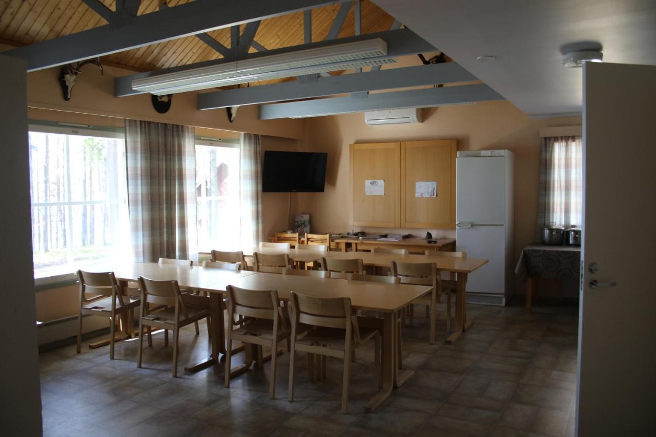 Hotel Lohijaerven Eraekeskus à Lohijärvi Extérieur photo