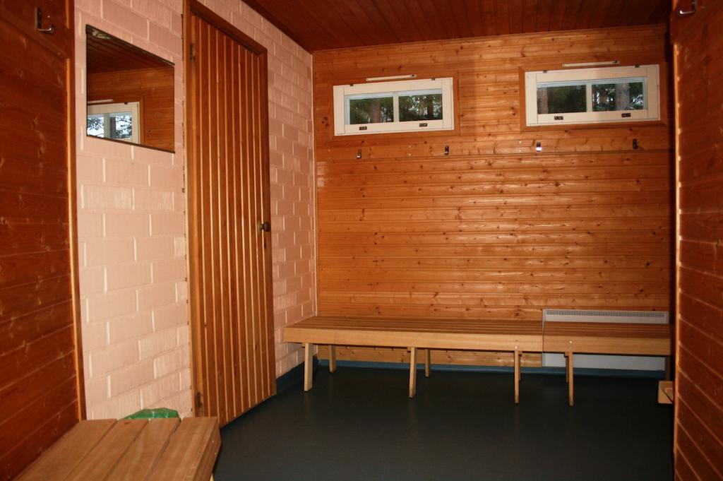 Hotel Lohijaerven Eraekeskus à Lohijärvi Extérieur photo