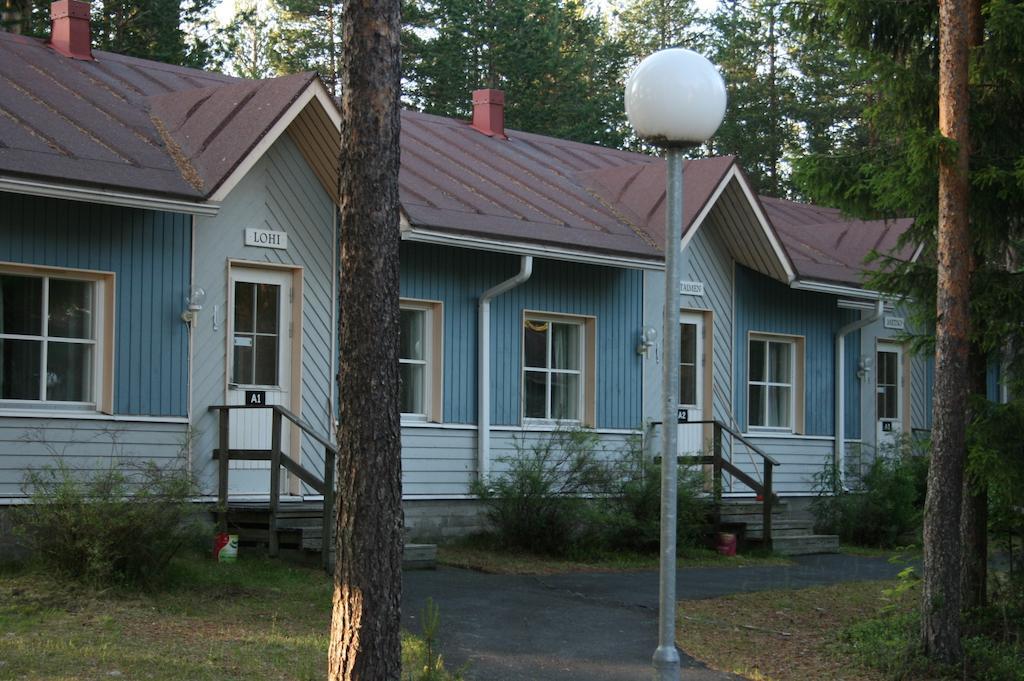 Hotel Lohijaerven Eraekeskus à Lohijärvi Extérieur photo